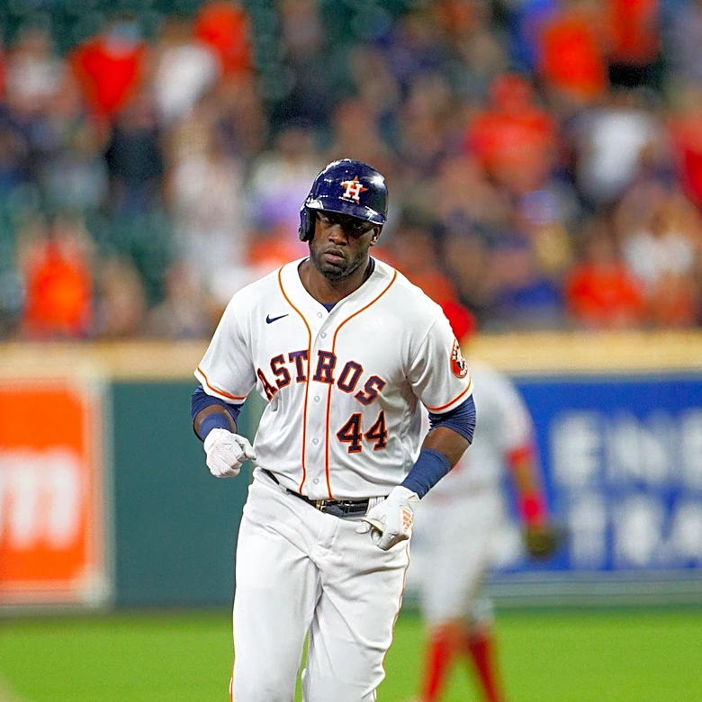 Yordan Alvarez Leads Astros to Victory, Strengthens AL West Position