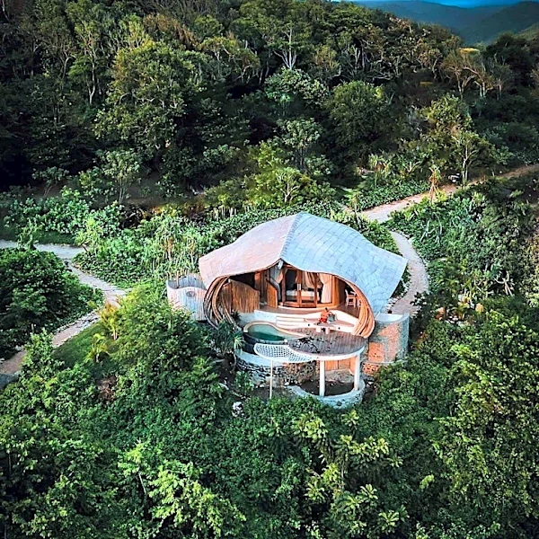 OpenAI Faces Backlash Over Luxury Influencer Retreat Amid Environmental Concerns