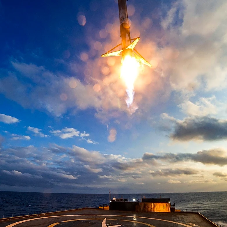 SpaceX Faces Critical Tests with Earnings Report and Share Unlock