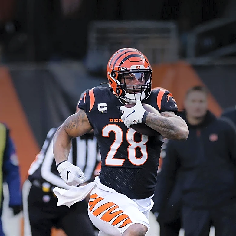 Fantasy Football Experts Highlight Late-Round Running Backs for 2026 Draft