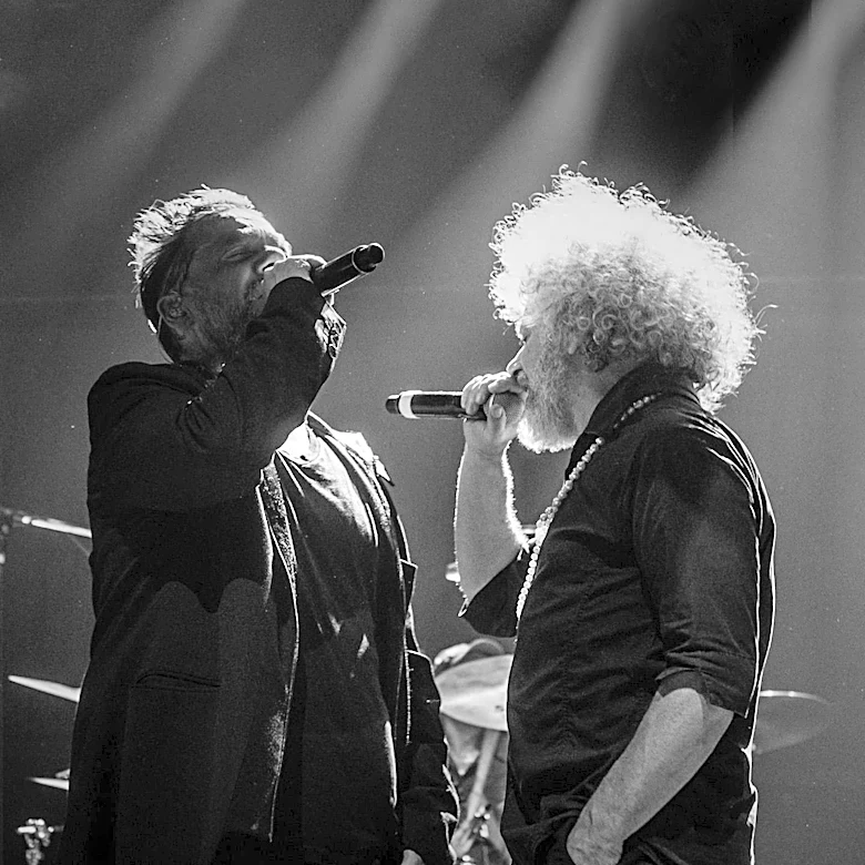 Melvins' Buzz Osborne Discusses Band's Innovative Collaboration with Napalm Death