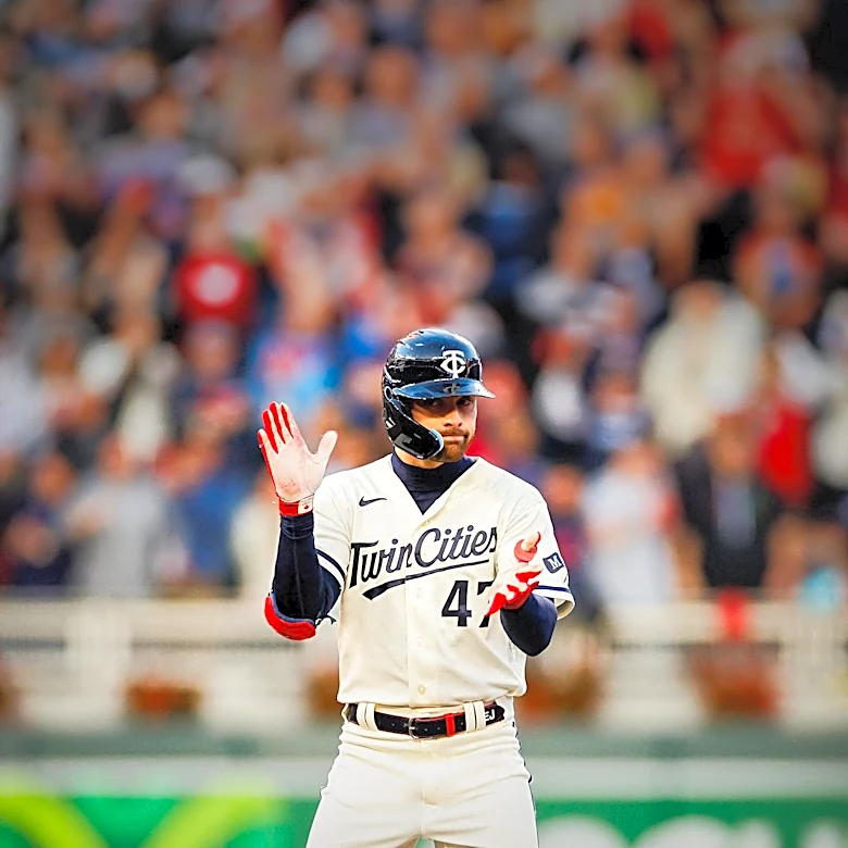 Minnesota Twins Face Uncertain Trade Deadline Outcomes Amid Past Experiences