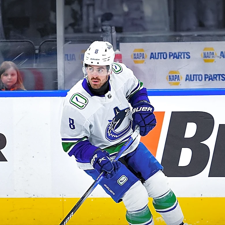 Vancouver Canucks Consider Development Options for Braeden Cootes Amid Training Camp Decisions