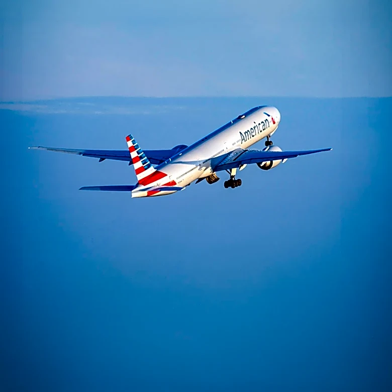 Citi and American Airlines Refresh Executive Mastercard with New Benefits Amid Lounge Price Hike
