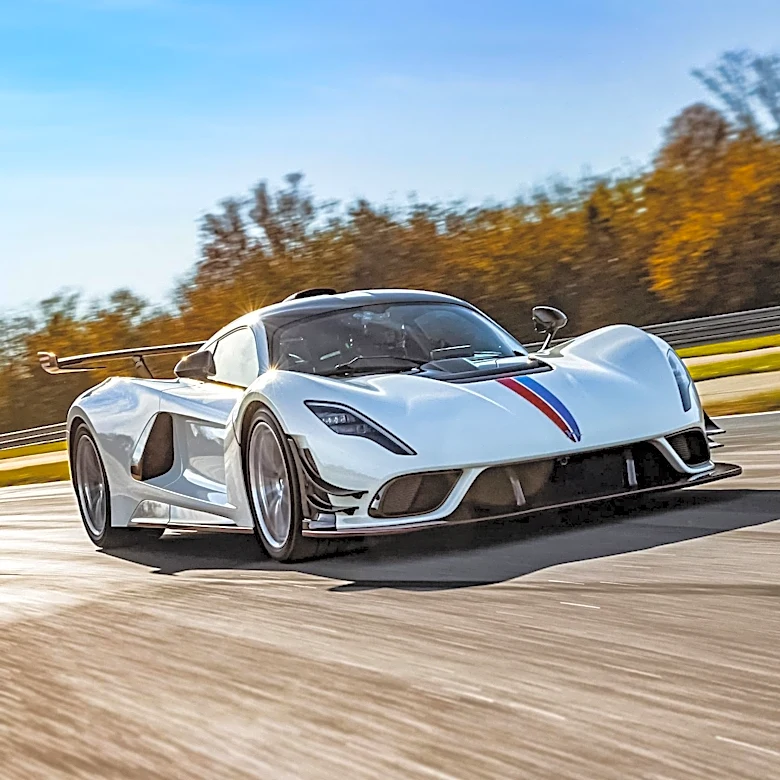 Hennessey Unveils Blackbird Hypercar with Analog Features and Manual Transmission