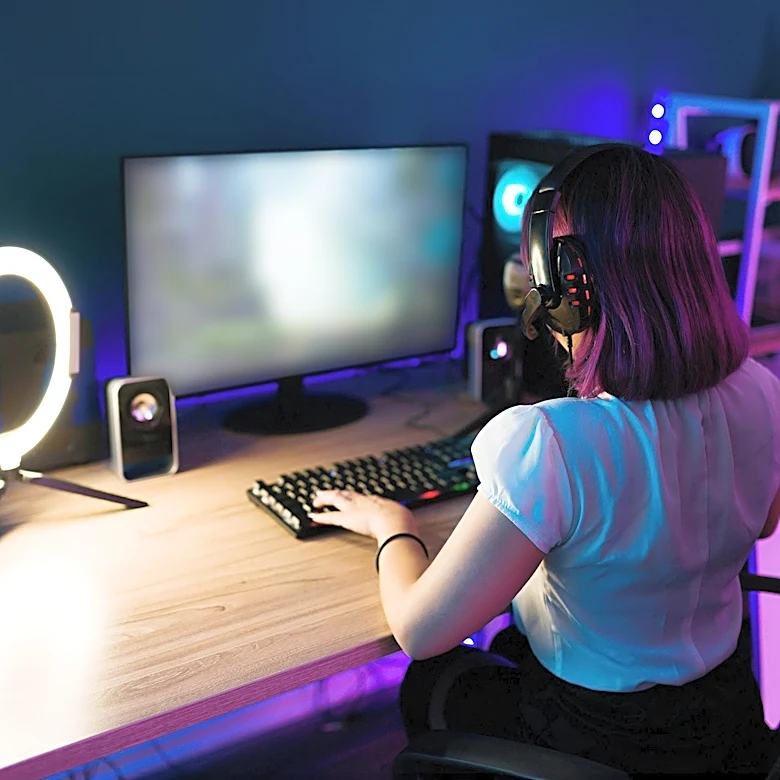 iBuypower Gaming PC with Radeon RX 9070 XT Available at Discount