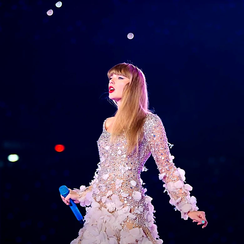 Children's Mercy Hospital Kids Create Wedding Gown for Taylor Swift