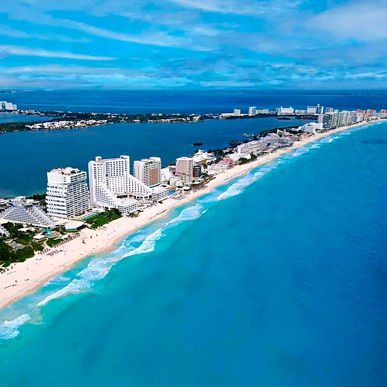 Travel Enthusiasts Leverage Points and Miles for Affordable Trips to Cancun