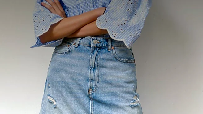 Duchess Sophie's Denim Midi Skirt: A Versatile Fashion Choice for All Seasons