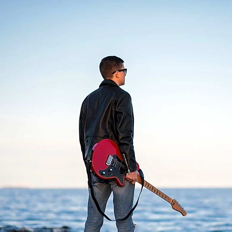 Sam Hirst Releases New Album 'Defenseless, Good' with Indie Rock and Emo Folk Influences