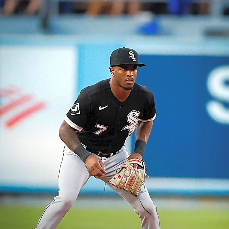 White Sox Navigate Trade Deadline with Strategic Acquisitions