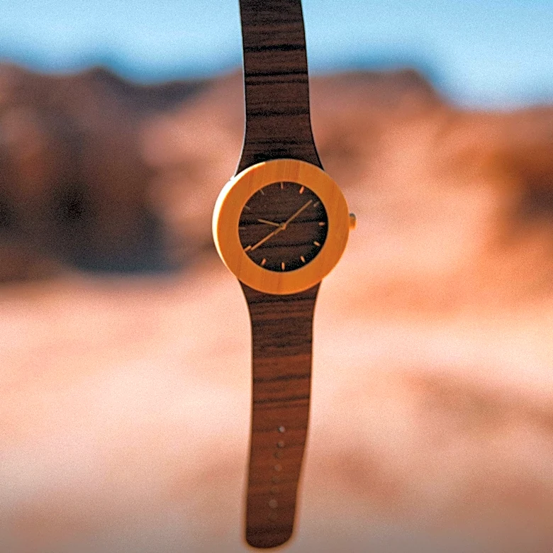 RECKON Smartwatch Introduces Advanced Features for Hunters