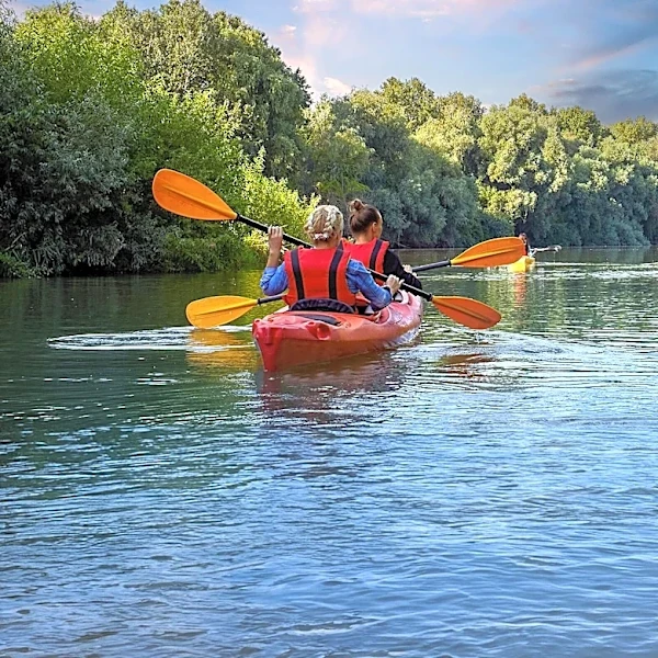 Kayak Waveology Offers Summer Evening Skill Sessions in Connecticut