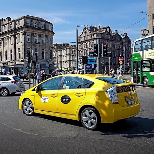Uber's Robotaxi Partnership with Waymo Faces Investor Scrutiny Amid Stock Decline