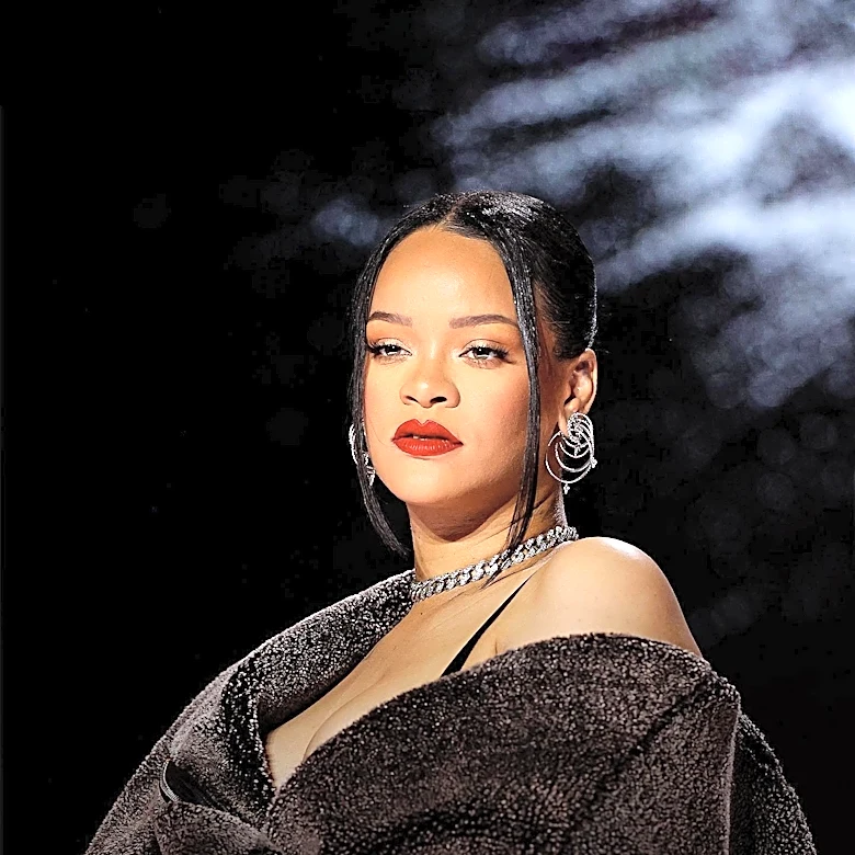 Rihanna Returns to Barbados Carnival with Stunning Jewel-Encrusted Outfit
