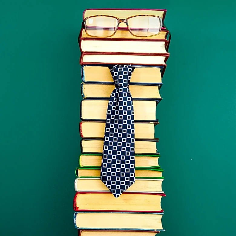 Daniel Mason's 'Country People' Offers a Humorous Take on Academic Life