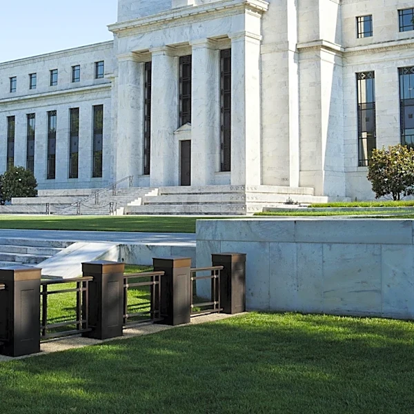 Federal Reserve Faces Pressure to Raise Interest Rates Amid Economic Growth