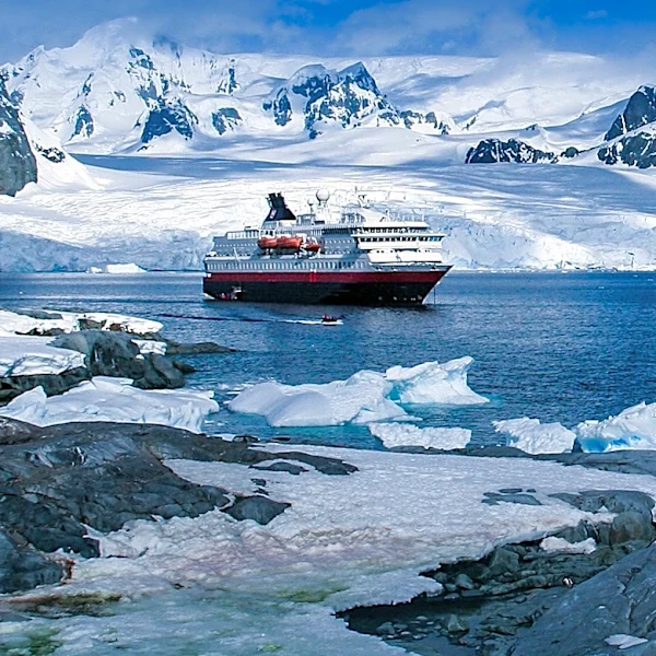 Silver Wind Offers Luxury Expedition Cruises to Antarctica with Enhanced Features