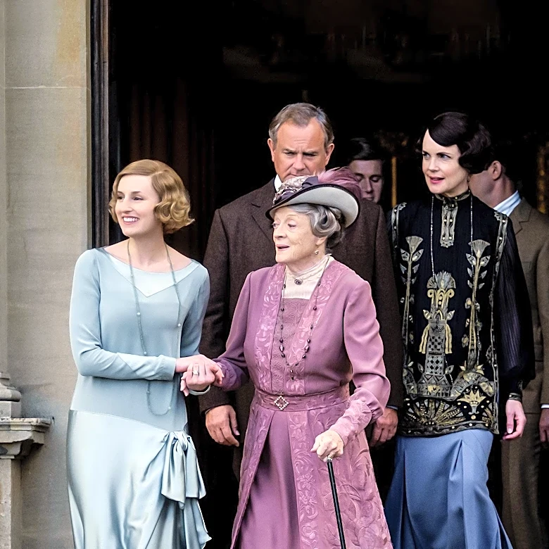 Elizabeth McGovern and Ann Cusack to Perform at Tabard Theatre