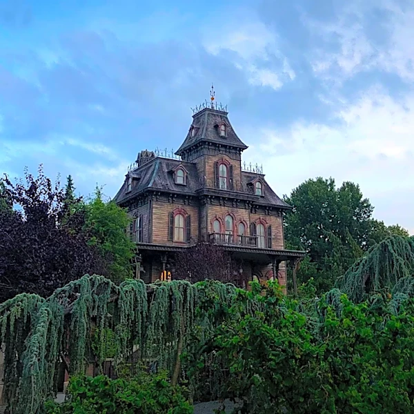 Warren House Offers Virtual Tour Highlighting Paranormal Legacy