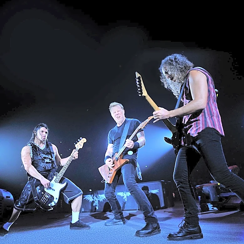 Metal Show Interrupted by Unusual Incident in Mosh Pit