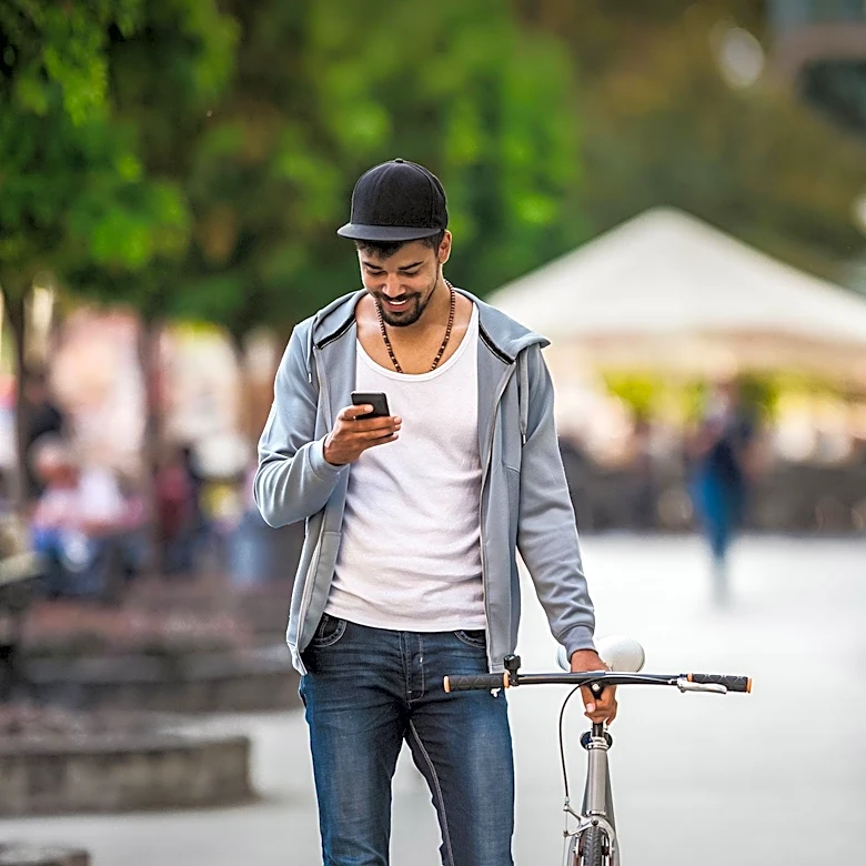 Indian Man in Poland Highlights European Work-Life Balance Culture Shock