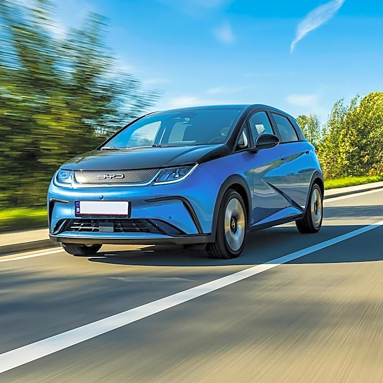 Electric Vehicles Capture 21.7% of Australian Market in July, Led by BYD and Tesla