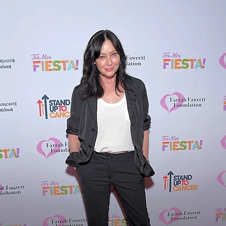 Glee Actress Brittany Parks Reveals Cancer Diagnosis