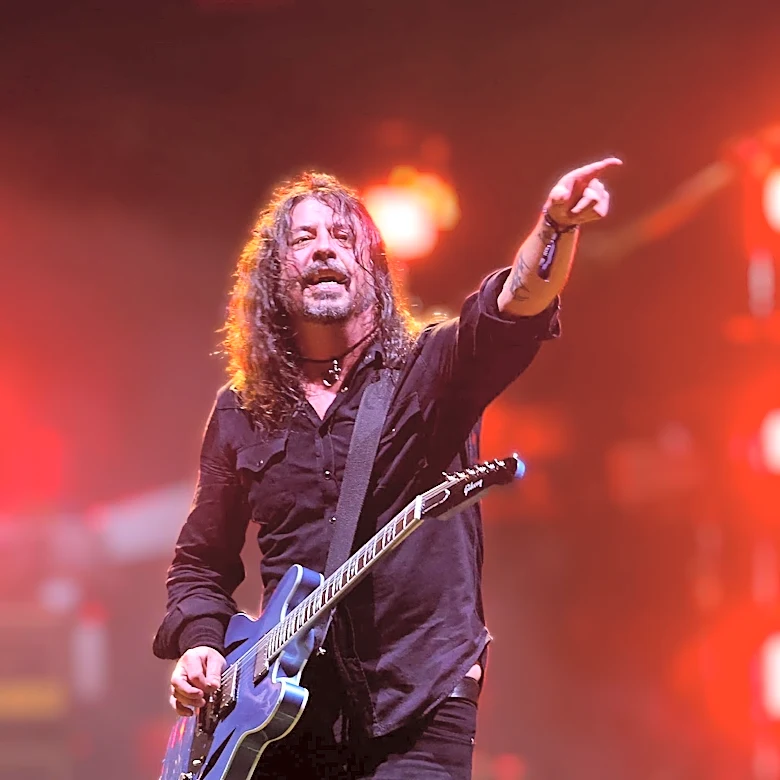 Dave Grohl's Generosity Highlighted in Support for Late Drummer Reed Mullin