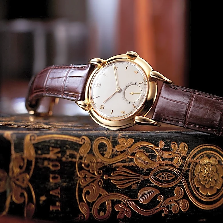 Grønefeld Launches Affordable Hand-Wound Dress Watch with Classic Design