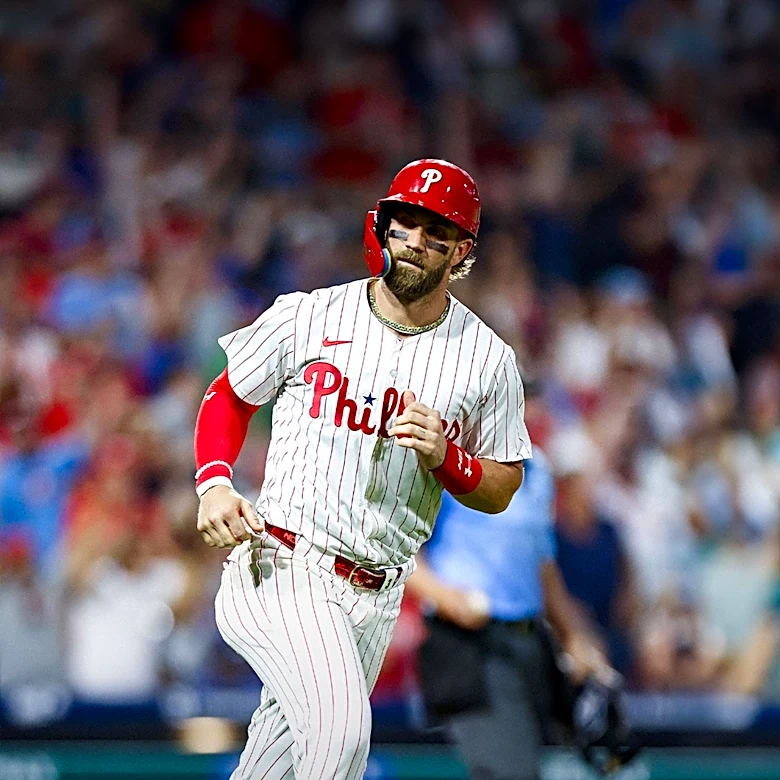 Luis Arraez Brings New Energy to Phillies with Unique Playing Style