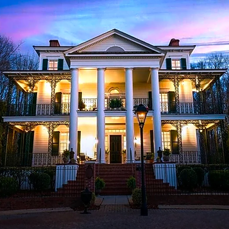Virtual Tour of Warren House Offers Insight into Paranormal History