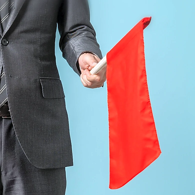 Relationship Red Flags: Subtle Signs That Escalate Over Time
