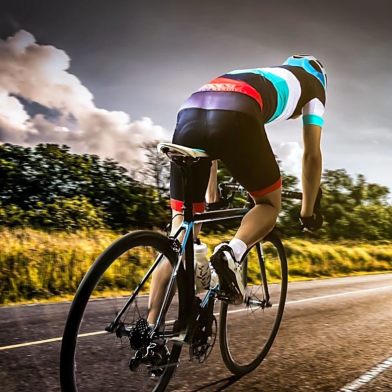 Tour de France Femmes 2026: Officials Enforce Clothing Checks Amid Aerodynamic Concerns