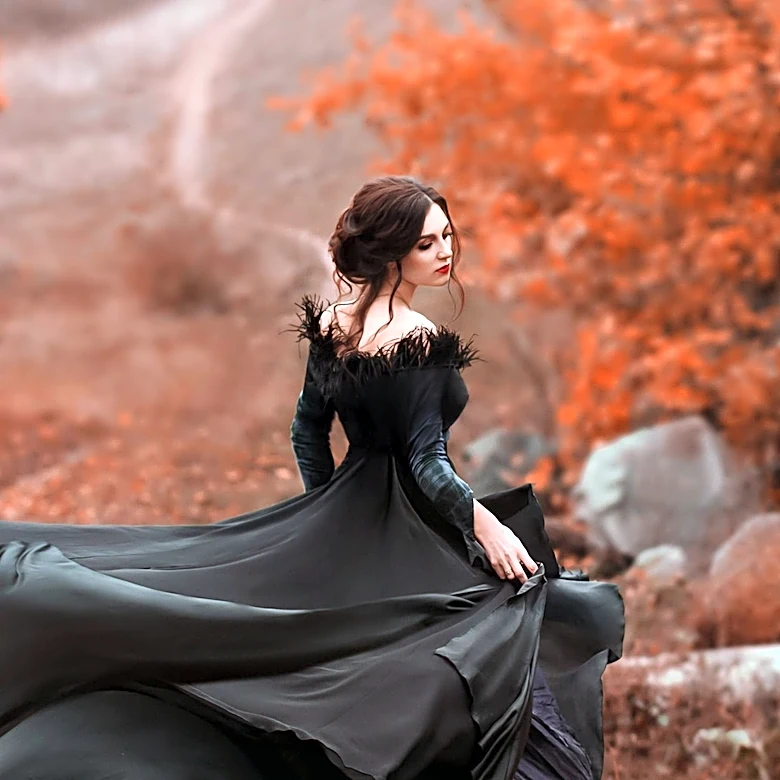 Exploring the Romantic Goth Aesthetic: A Blend of Darkness and Elegance