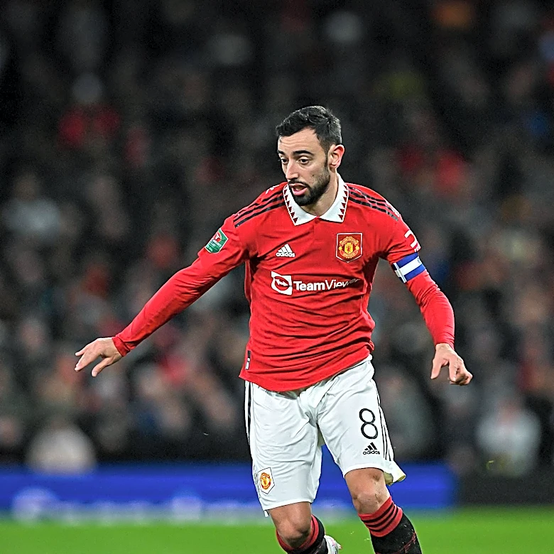 Manchester United's Goalkeeper Altay Bayındır Loaned to Celta Vigo
