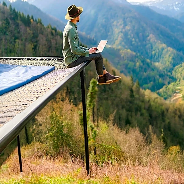 Strategies for Digital Nomads to Reduce Living Expenses