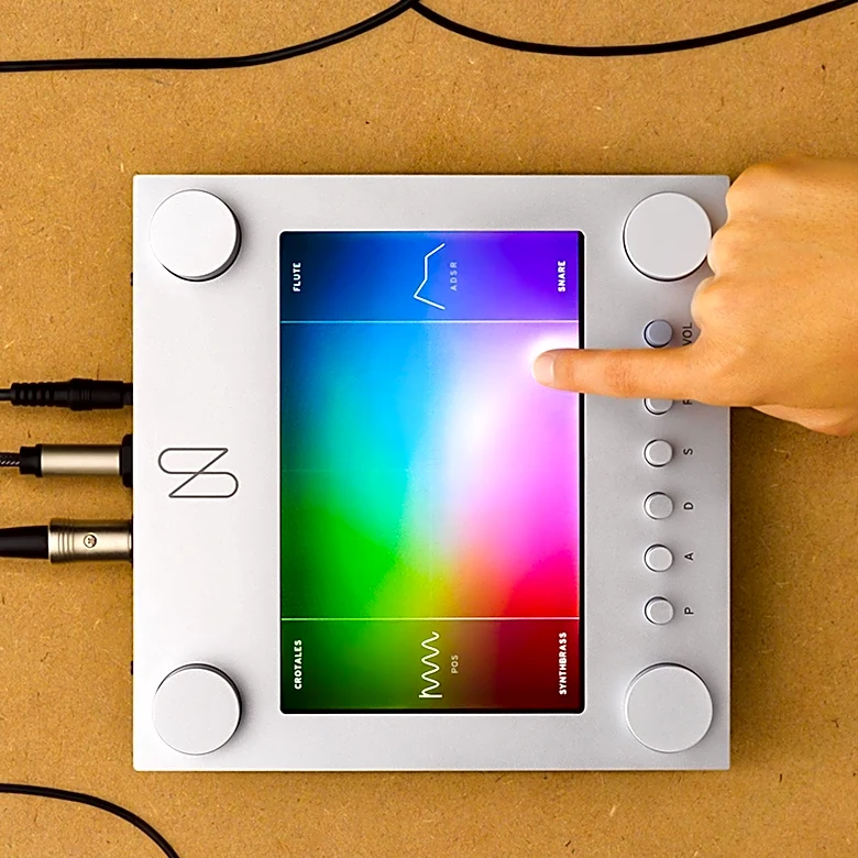 Teenage Engineering Synth Concept Revives Glyph Interface for Enhanced User Experience