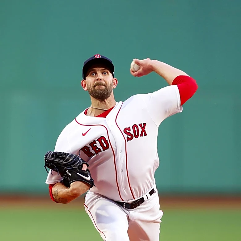 Davis Martin's Pitch Tipping Leads to Red Sox's Dominant Win Over White Sox