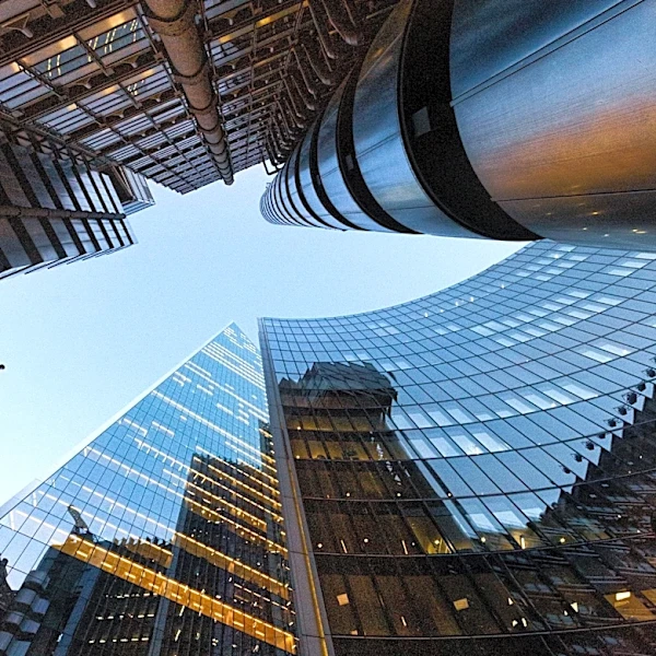 PIMCO Europe Ltd. Seeks Analyst for Client Solutions Analytics Team in London