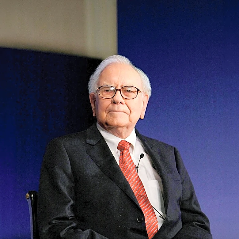 Warren Buffett Advises AI Investors to Focus on Financial Fundamentals