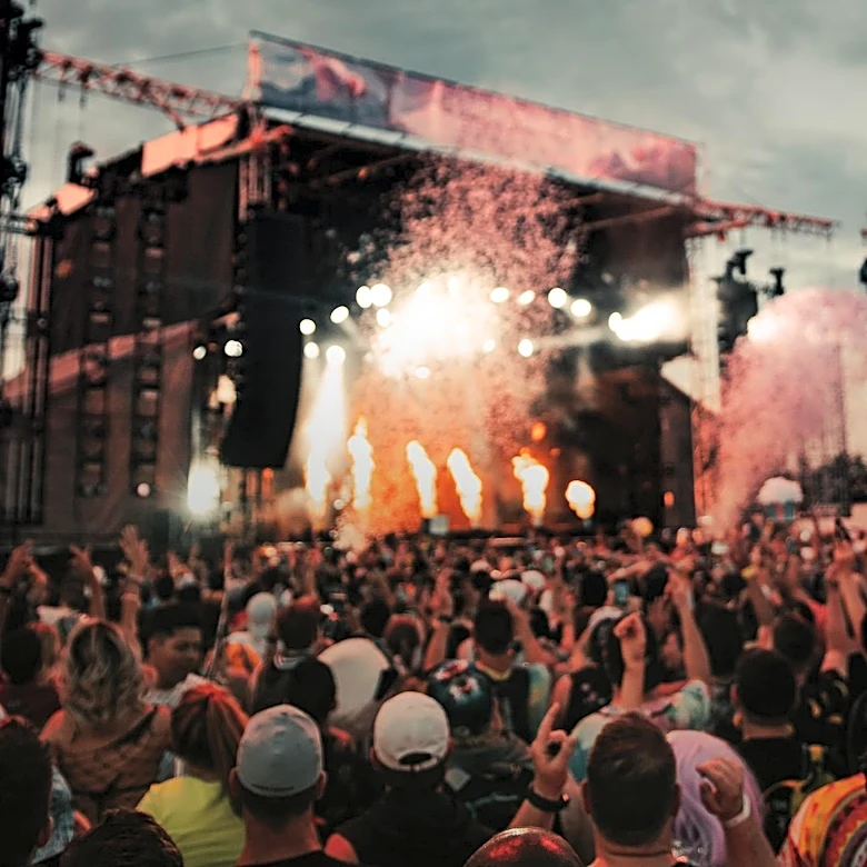Carl Thomas to Headline One Music Festival in Bloomington