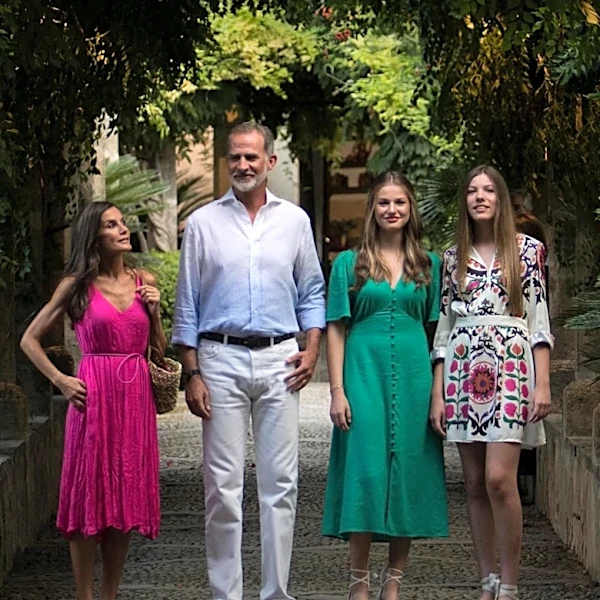Princess Leonor of Spain Debuts New Look at Mallorca Dinner