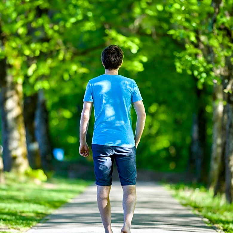 Tips for Staying Cool During Hot Weather Walks