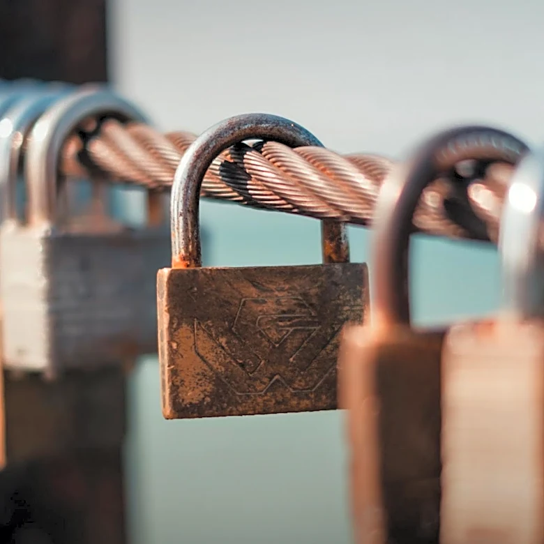 iCloud Private Relay Vulnerability Exposes Real IP Addresses