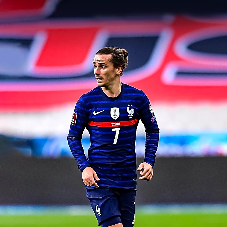 Decathlon Collaborates with Saison for Streetwear Collection Featuring Antoine Griezmann