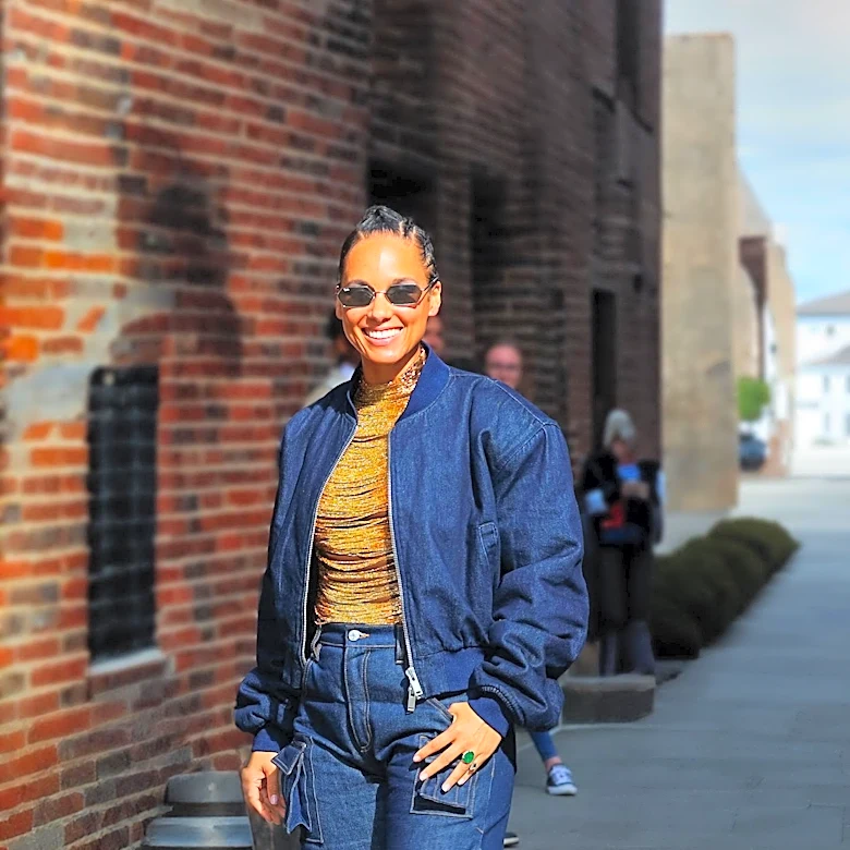 Alicia Keys Signs with CAA for Comprehensive Representation