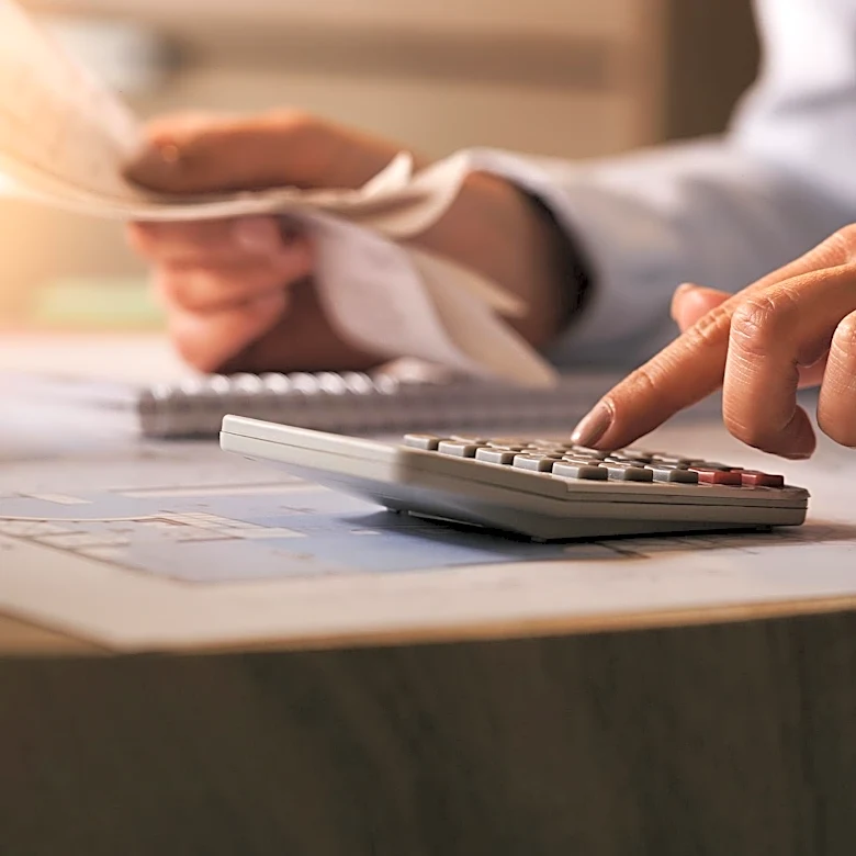 Budget Pressures Lead 1-in-3 Canadians to Consider Cutting Insurance Coverage