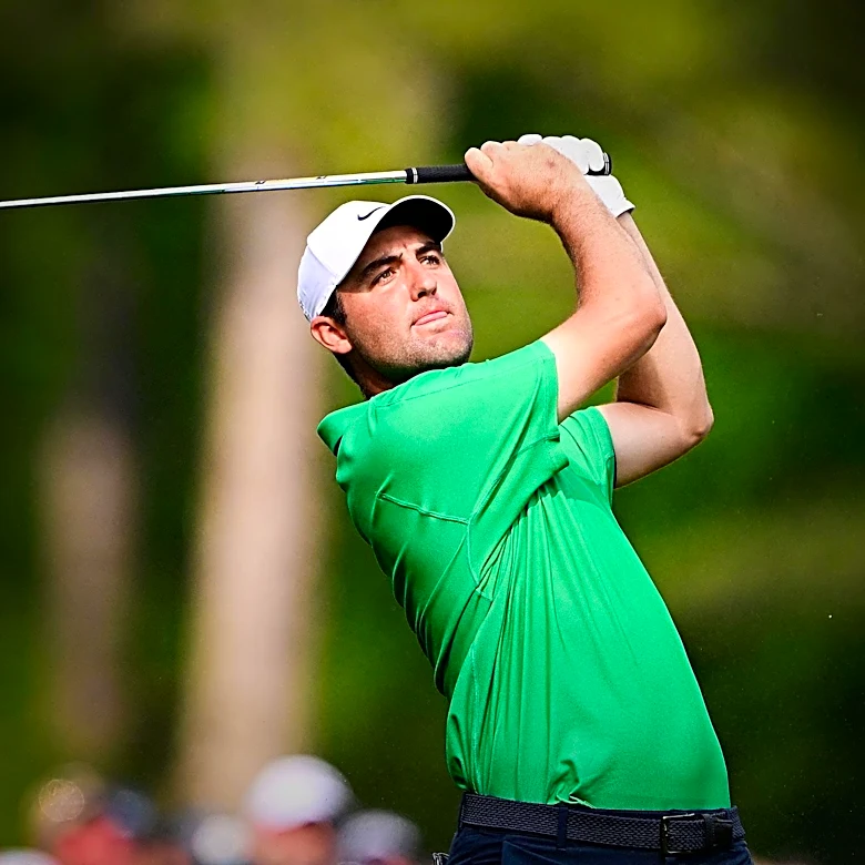 Scottie Scheffler Utilizes Grip Trainer to Enhance Golf Performance