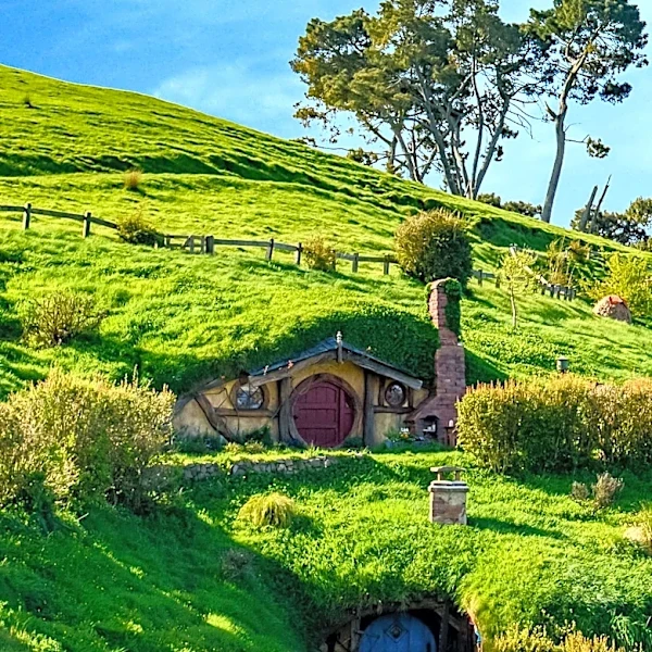 Peter Jackson's Unmade Sci-Fi Film Led to Lord of the Rings Success